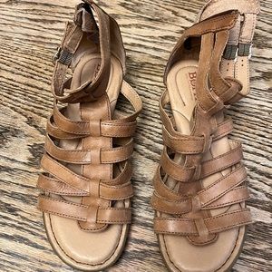 Born women’s size 6 gladiator sandals